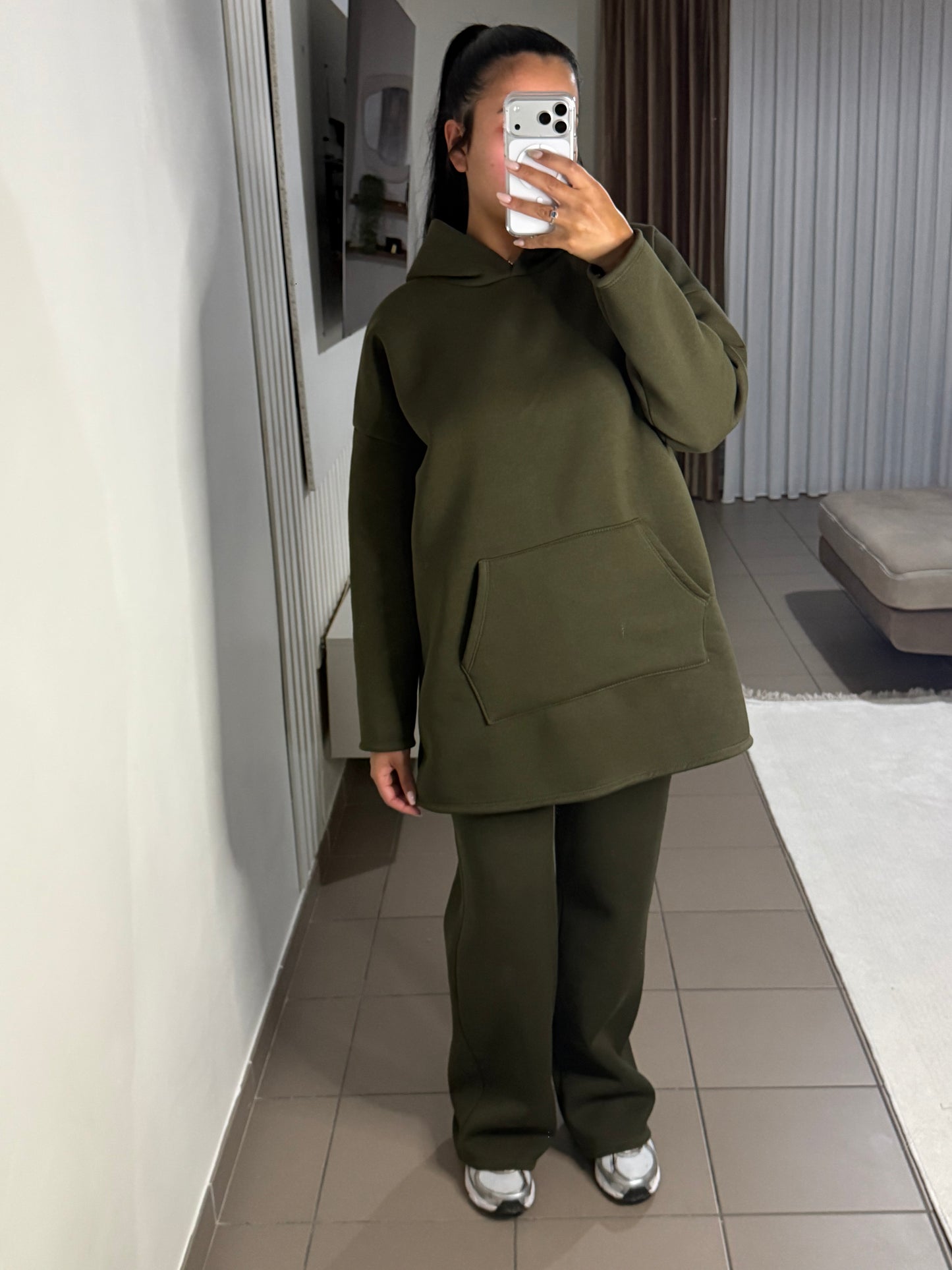 Ensemble à Capuche Oversize Femme – Décontracté et Élégant