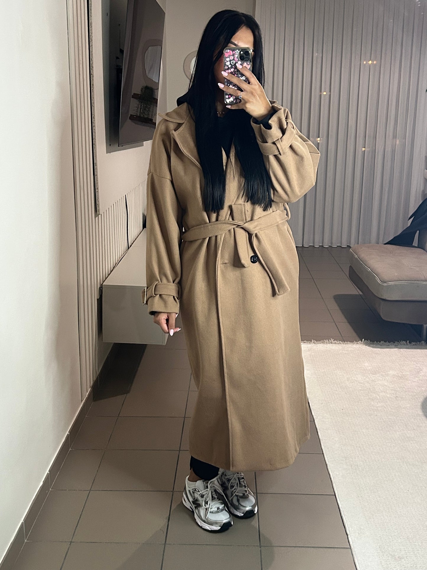 Manteau Trench Femme avec Ceinture Ajustable – Style Intemporel