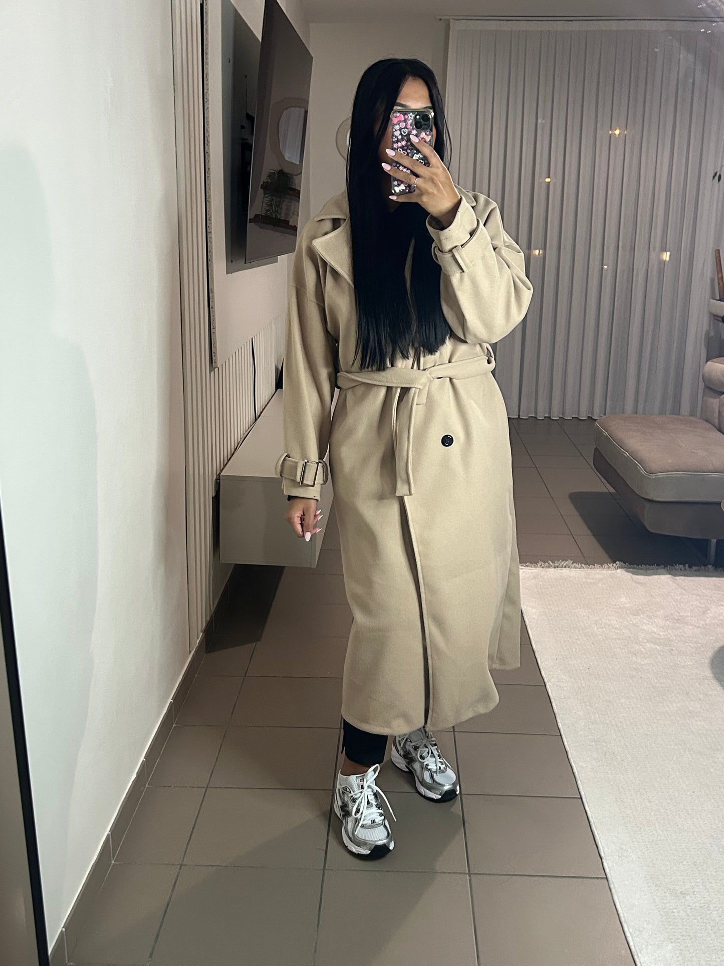 Manteau Trench Femme avec Ceinture Ajustable – Style Intemporel