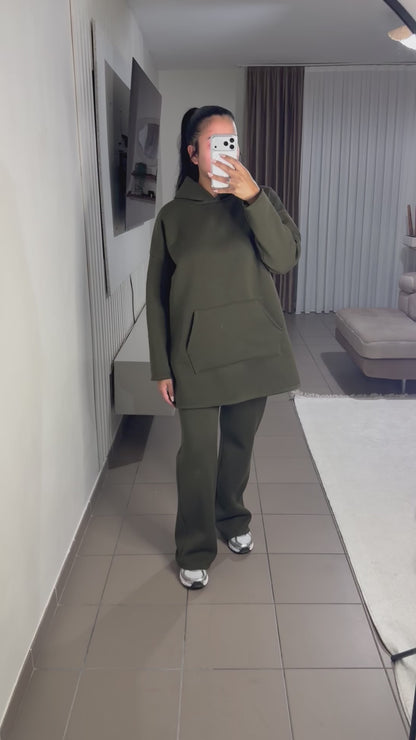 Ensemble à Capuche Oversize Femme – Décontracté et Élégant