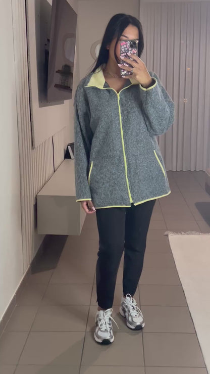 Veste Longue en Laine Bouillie Femme Col Jaune – Morphologie Généreuse