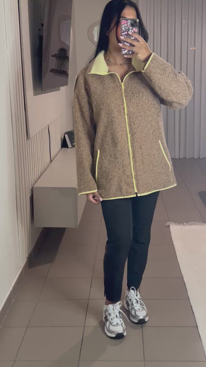 Veste Longue en Laine Bouillie Femme Col Jaune – Morphologie Généreuse